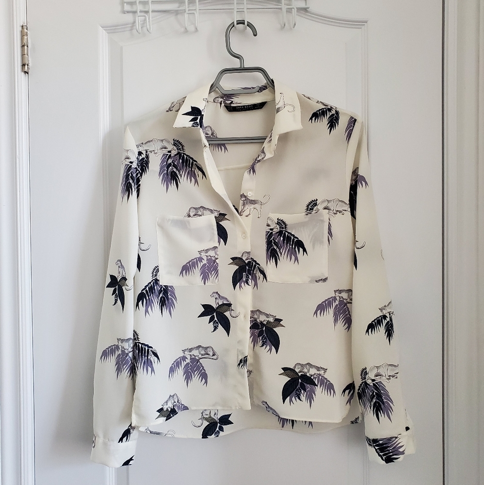 Brand New, Never Worn Pattern Button-Up Blouse